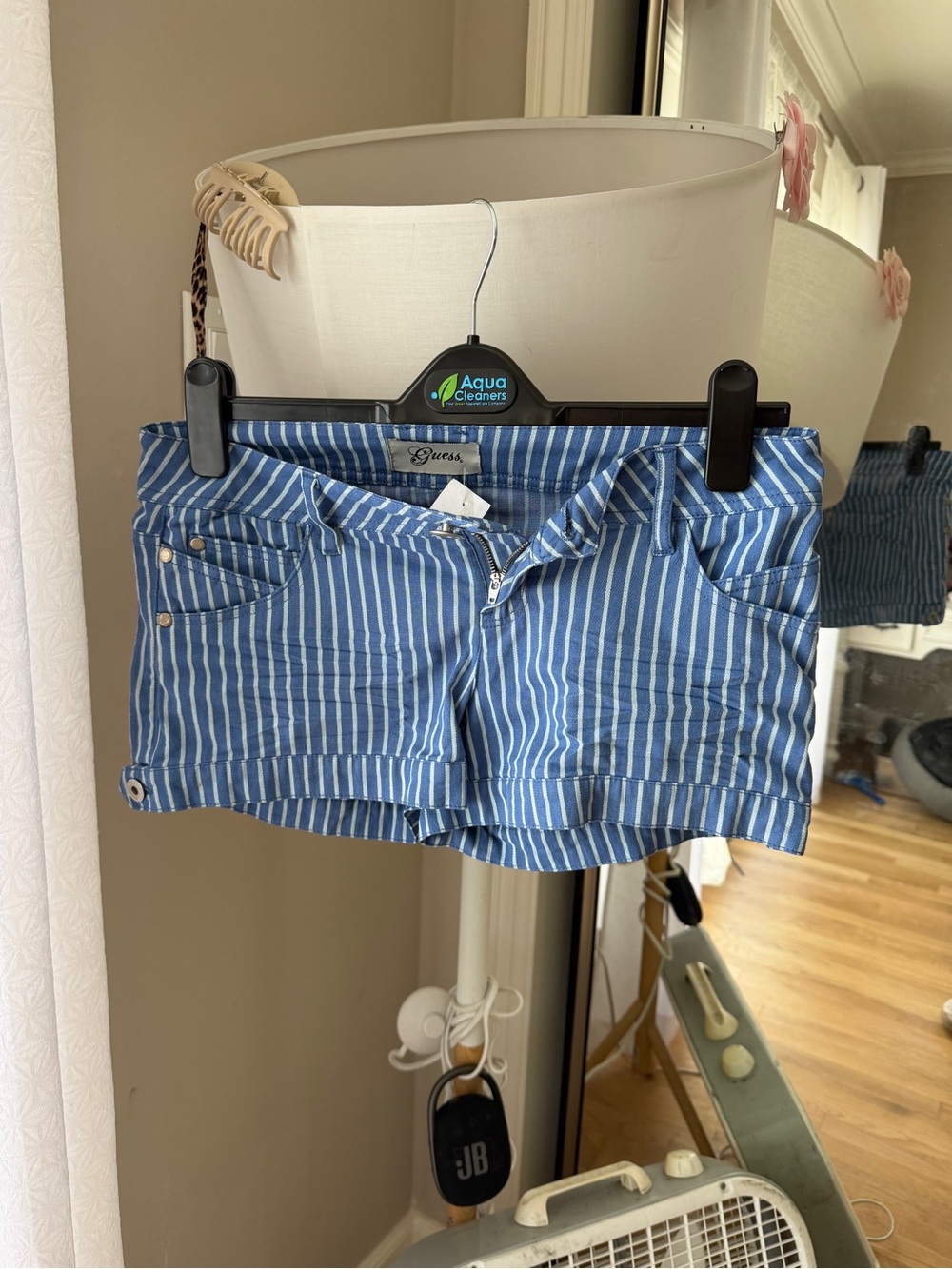 Guess shorts
